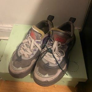 Off white odsy used size 9.5